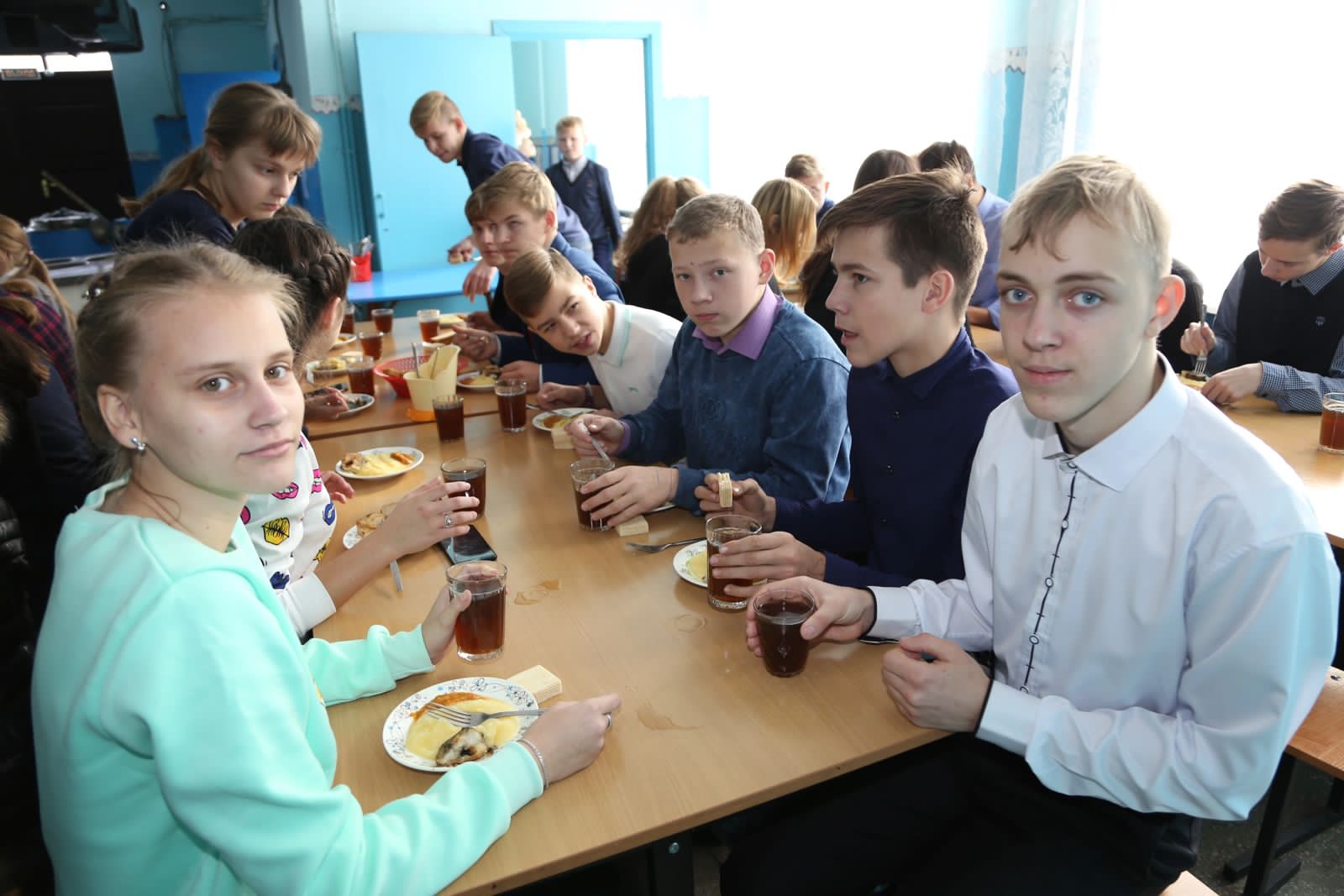 Изображения столовой.